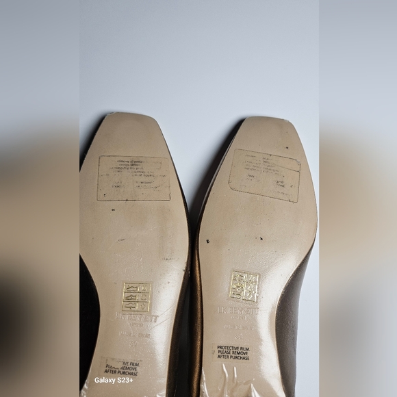 LK Bennett Metallic Gold Flats - Picture 6 of 6